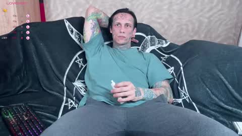 Snapshot of tommy__gun_ chatting on 02/12/25, 10:46 Tommy and Katana online show from 02/12/25, 10:46