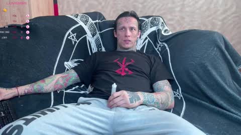 Snapshot of tommy__gun_ chatting on 02/16/25, 06:32 Tommy and Katana online show from 02/16/25, 06:32