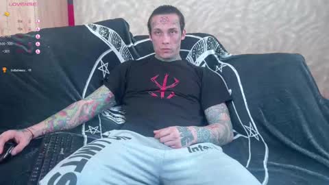 Snapshot of tommy__gun_ chatting on 02/17/25, 08:52 Tommy and Katana online show from 02/17/25, 08:52