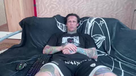 Snapshot of tommy__gun_ chatting on 03/06/25, 08:52 Tommy and Katana online show from 03/06/25, 08:52