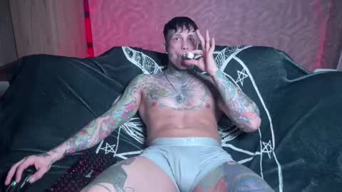 Snapshot of tommy__gun_ chatting on 03/12/25, 05:07 Tommy and Katana online show from 03/12/25, 05:07