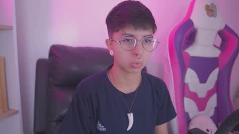 Blue  online show from 10/11/25, 04:38