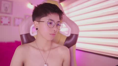 Blue  online show from 04/10/26, 02:00