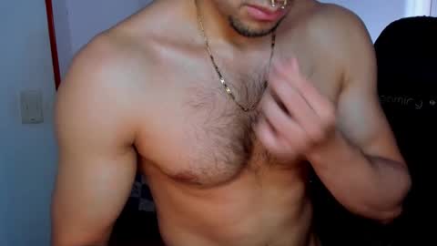 Twitter BreddTommy IG tommy bredd online show from 10/15/25, 06:41