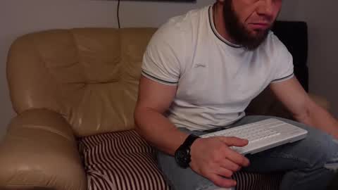  tommy burnzzz  online show from 12/20/24, 02:41