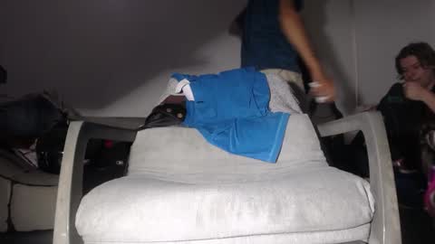   Thomas    online show from 03/05/25, 08:53