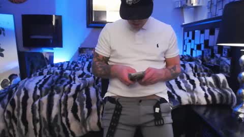 Tommy online show from 02/21/25, 01:44