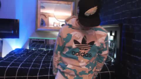 Tommy online show from 10/19/25, 06:36