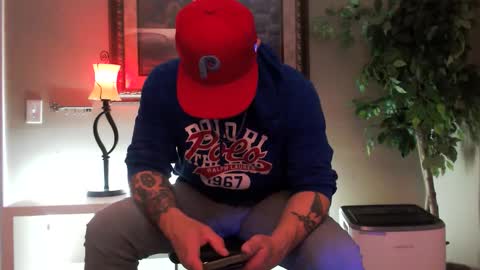 Snapshot of tommy_knuckles chatting on 04/30/26, 12:50 Tommy online show from 04/30/26, 12:50