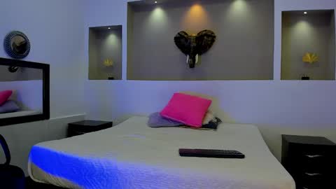 Snapshot of tommy_kurtt chatting on 10/28/25, 12:19 Tommy online show from 10/28/25, 12:19