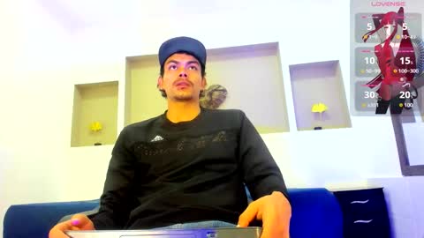 Snapshot of tommy_kurtt chatting on 11/06/25, 11:33 Tommy online show from 11/06/25, 11:33