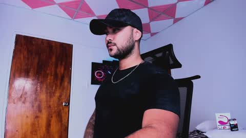 tommy_sccott online show from 02/06/25, 02:44