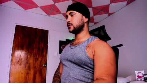 tommy_sccott online show from 02/07/25, 04:16