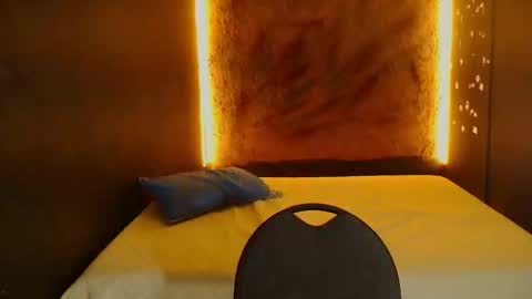 Snapshot of tommy_sweet1 chatting on 12/27/24, 02:43 tommy_sweet1 online show from 12/27/24, 02:43