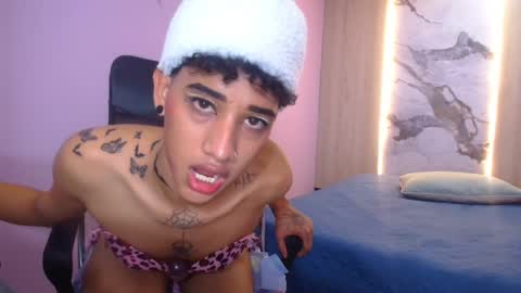 Snapshot of tommy_sweet1 chatting on 01/20/25, 06:31 tommy_sweet1 online show from 01/20/25, 06:31