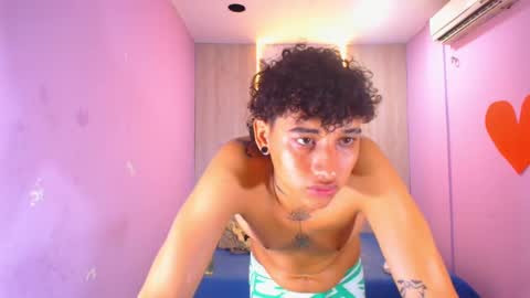 Snapshot of tommy_sweet1 chatting on 03/09/25, 03:38 tommy_sweet1 online show from 03/09/25, 03:38