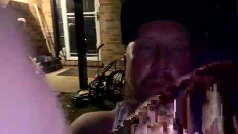 Snapshot of tommygunz62 chatting on 09/14/25, 02:33 tommygunz62 online show from 09/14/25, 02:33