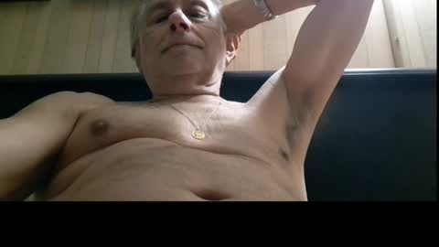 Snapshot of tommylecock chatting on 02/03/25, 10:25 tommylecock online show from 02/03/25, 10:25