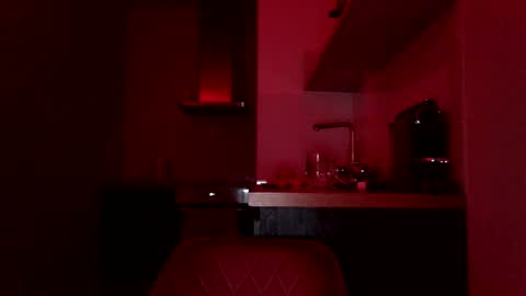 Snapshot of tommyx01 chatting on 01/16/25, 09:40 Thomas Fit online show from 01/16/25, 09:40