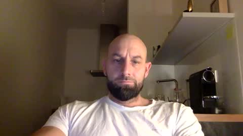 Snapshot of tommyx01 chatting on 01/19/25, 08:51 Thomas Fit online show from 01/19/25, 08:51