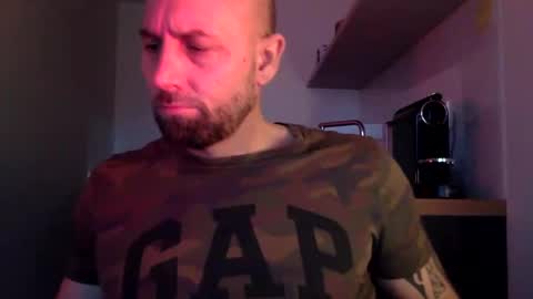 Snapshot of tommyx01 chatting on 01/23/25, 07:43 Thomas Fit online show from 01/23/25, 07:43