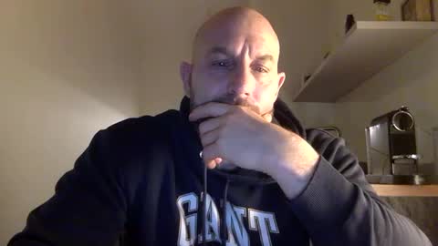 Snapshot of tommyx01 chatting on 02/02/25, 05:48 Thomas Fit online show from 02/02/25, 05:48