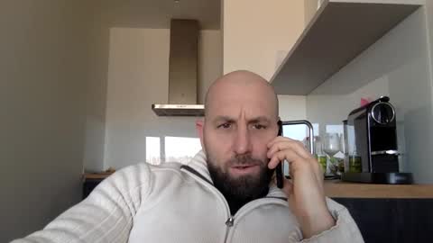 Snapshot of tommyx01 chatting on 02/11/25, 10:26 Thomas Fit online show from 02/11/25, 10:26