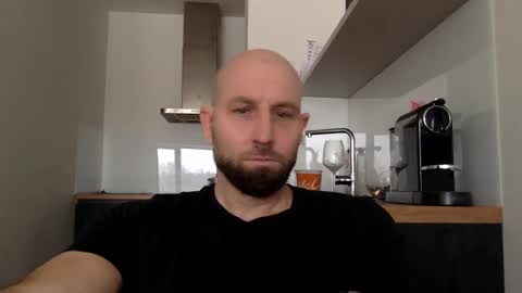 Snapshot of tommyx01 chatting on 02/14/25, 09:45 Thomas Fit online show from 02/14/25, 09:45