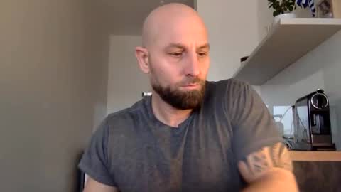 Snapshot of tommyx01 chatting on 02/23/25, 08:39 Thomas Fit online show from 02/23/25, 08:39