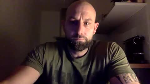 Snapshot of tommyx01 chatting on 02/26/25, 10:42 Thomas Fit online show from 02/26/25, 10:42