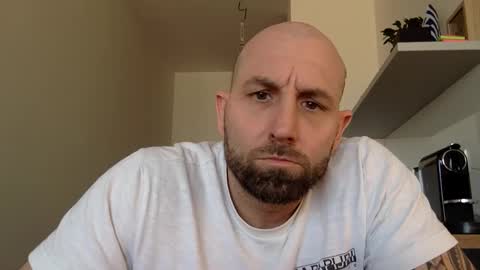 Snapshot of tommyx01 chatting on 03/06/25, 11:25 Thomas Fit online show from 03/06/25, 11:25