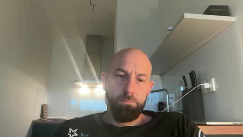 Snapshot of tommyx01 chatting on 09/15/25, 06:02 Thomas Fit online show from 09/15/25, 06:02