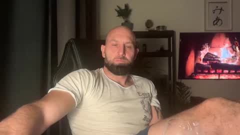 Snapshot of tommyx01 chatting on 10/22/25, 09:14 Thomas Fit online show from 10/22/25, 09:14