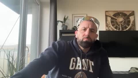 Snapshot of tommyx01 chatting on 11/13/25, 07:51 Thomas Fit online show from 11/13/25, 07:51