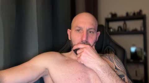 Thomas Fit online show from 04/04/26, 10:07