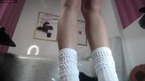 Snapshot of tomoe_b chatting on 01/30/25, 12:07 leyla online show from 01/30/25, 12:07