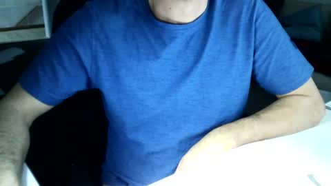 Snapshot of tomtom02029 chatting on 12/17/24, 01:38 Tom online show from 12/17/24, 01:38