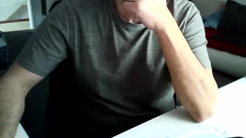 Snapshot of tomtom02029 chatting on 12/30/24, 12:42 Tom online show from 12/30/24, 12:42