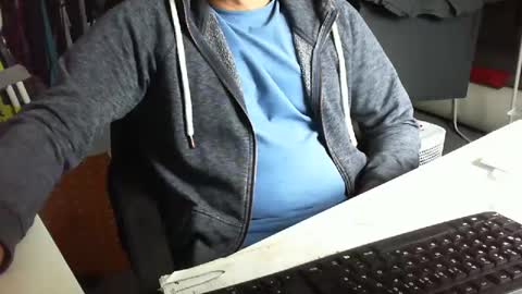 Snapshot of tomtom02029 chatting on 09/10/25, 12:16 Tom online show from 09/10/25, 12:16