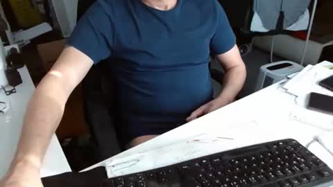 Tom online show from 03/09/26, 08:18