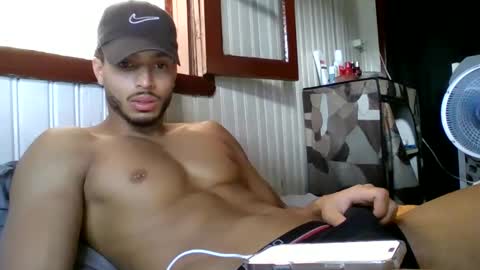 tomtresor online show from 11/12/25, 06:30