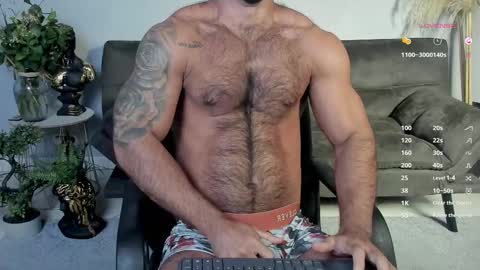 Snapshot of tomy_scott6 chatting on 10/21/25, 11:33 tomy_scott6 online show from 10/21/25, 11:33