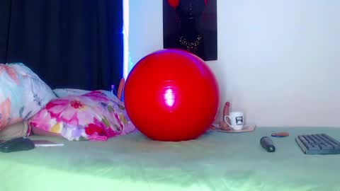 Tomyjailen online show from 02/04/25, 10:34