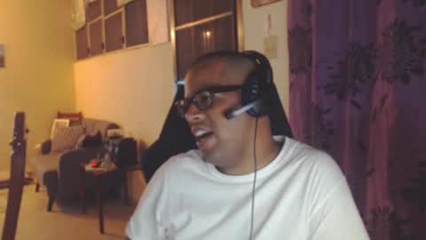 Antonio online show from 02/10/25, 01:35