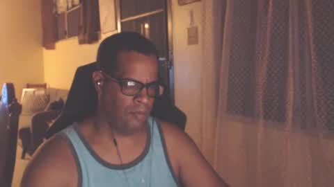 Antonio online show from 09/16/25, 01:50