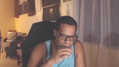 Antonio online show from 09/19/25, 02:13