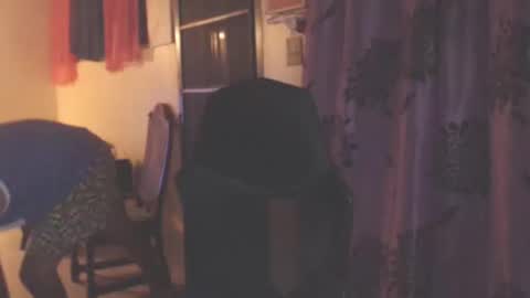 Antonio online show from 10/13/25, 02:33