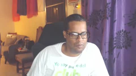 Antonio online show from 10/16/25, 02:34