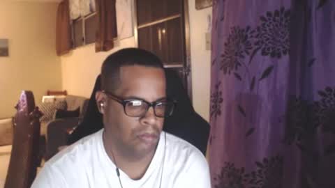 Antonio online show from 11/10/25, 01:59