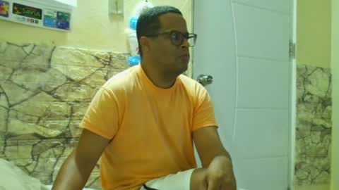 Antonio online show from 04/02/26, 12:36